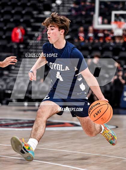 Thumbnail 2 in Loyola vs. Chaminade (Trinity-Mission League Showcase) photogallery.
