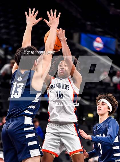 Thumbnail 2 in Loyola vs. Chaminade (Trinity-Mission League Showcase) photogallery.