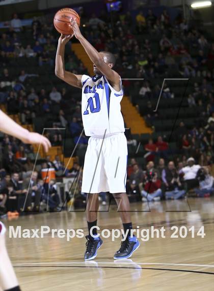 Thumbnail 3 in John Glenn vs. Scotia-Glenville (NYSPHSAA Class A Semifinal) photogallery.