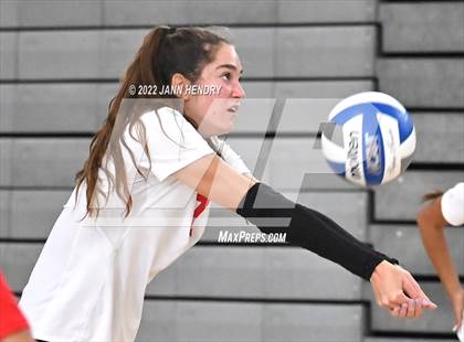 Thumbnail 2 in Cathedral Catholic vs. Punahou (Durango Fall Classic) photogallery.
