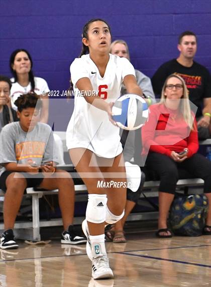 Thumbnail 3 in Cathedral Catholic vs. Punahou (Durango Fall Classic) photogallery.