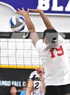 Photo from the gallery "Cathedral Catholic vs. Punahou (Durango Fall Classic)"