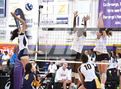 Thumbnail 1 in Cathedral Catholic vs. Punahou (Durango Fall Classic) photogallery.