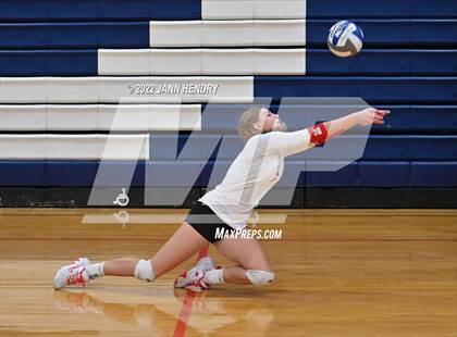 Thumbnail 1 in Cathedral Catholic vs. Punahou (Durango Fall Classic) photogallery.