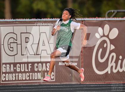 Thumbnail 1 in Dog Pound Invitational (200M) photogallery.