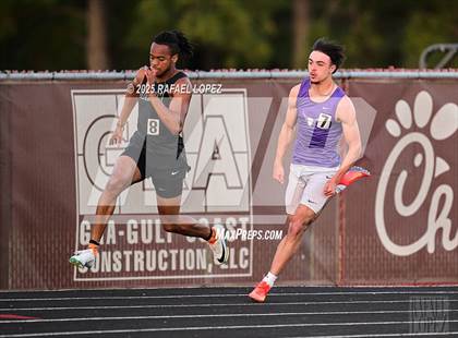 Thumbnail 3 in Dog Pound Invitational (200M) photogallery.