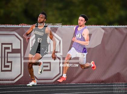 Thumbnail 1 in Dog Pound Invitational (200M) photogallery.