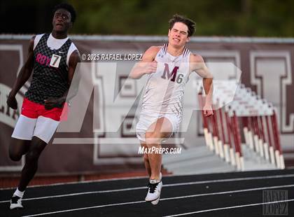 Thumbnail 2 in Dog Pound Invitational (200M) photogallery.
