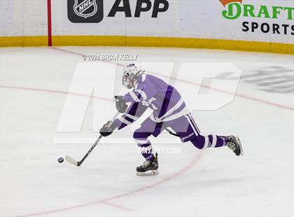Thumbnail 2 in Tewksbury Memorial vs Boston Latin (MIAA Division 2 Final) photogallery.