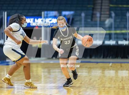 Thumbnail 1 in Newaygo vs. Detroit Country Day (MHSAA D2 Semifinal) photogallery.