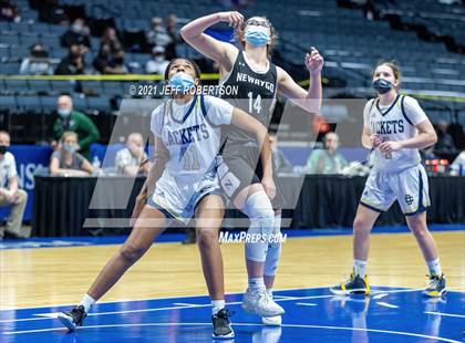 Thumbnail 1 in Newaygo vs. Detroit Country Day (MHSAA D2 Semifinal) photogallery.