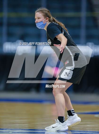 Thumbnail 1 in Newaygo vs. Detroit Country Day (MHSAA D2 Semifinal) photogallery.