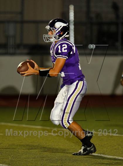 Thumbnail 1 in Righetti @ Valencia photogallery.