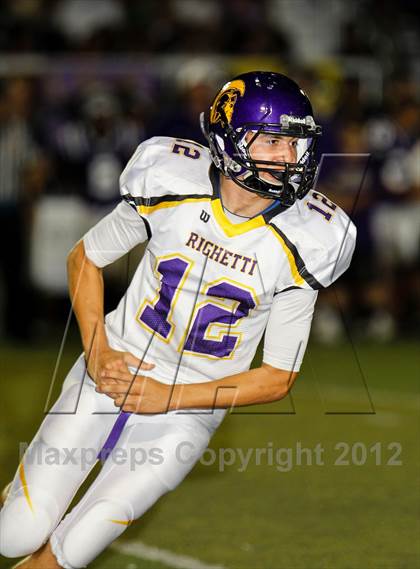 Thumbnail 3 in Righetti @ Valencia photogallery.