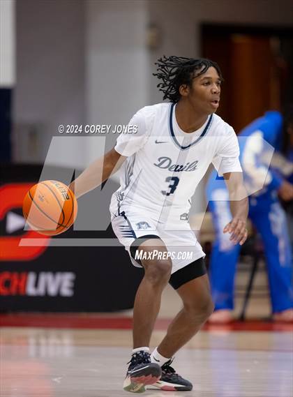 Thumbnail 1 in Wheeler vs Norcross (Nike Elite HS Showcase GA) photogallery.