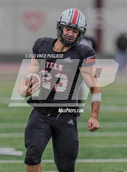 Thumbnail 1 in Marysville-Pilchuck @ Yelm (WIAA 3A Playoffs) photogallery.