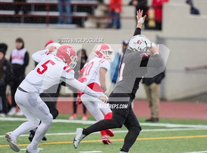 Thumbnail 2 in Marysville-Pilchuck @ Yelm (WIAA 3A Playoffs) photogallery.
