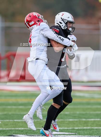 Thumbnail 1 in Marysville-Pilchuck @ Yelm (WIAA 3A Playoffs) photogallery.