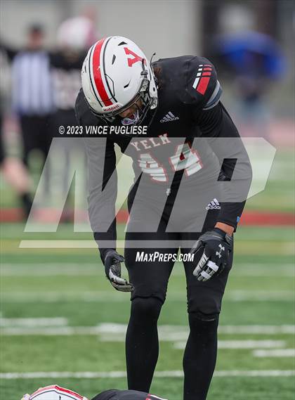 Thumbnail 3 in Marysville-Pilchuck @ Yelm (WIAA 3A Playoffs) photogallery.