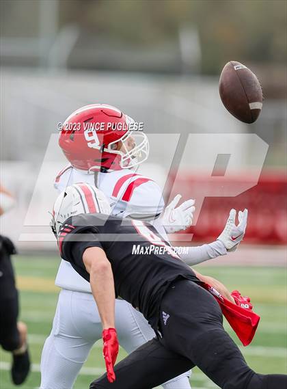 Thumbnail 3 in Marysville-Pilchuck @ Yelm (WIAA 3A Playoffs) photogallery.