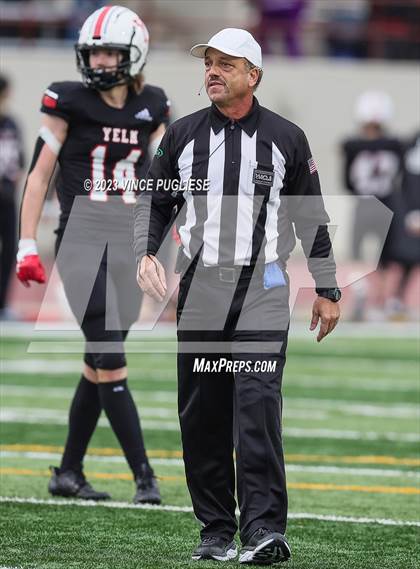 Thumbnail 1 in Marysville-Pilchuck @ Yelm (WIAA 3A Playoffs) photogallery.