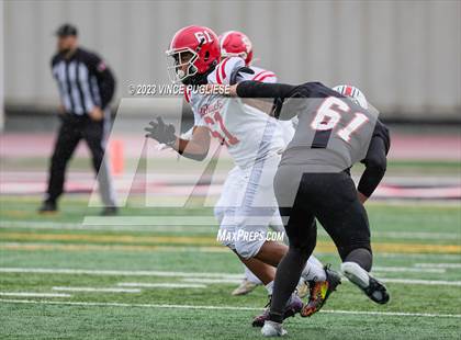 Thumbnail 2 in Marysville-Pilchuck @ Yelm (WIAA 3A Playoffs) photogallery.