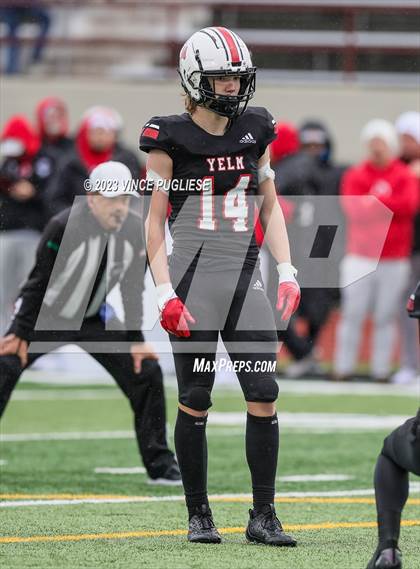 Thumbnail 2 in Marysville-Pilchuck @ Yelm (WIAA 3A Playoffs) photogallery.
