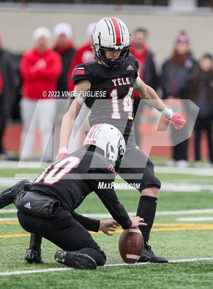 Thumbnail 3 in Marysville-Pilchuck @ Yelm (WIAA 3A Playoffs) photogallery.
