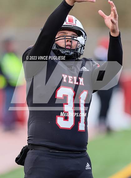 Thumbnail 3 in Marysville-Pilchuck @ Yelm (WIAA 3A Playoffs) photogallery.