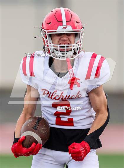 Thumbnail 1 in Marysville-Pilchuck @ Yelm (WIAA 3A Playoffs) photogallery.