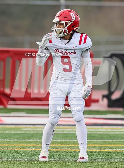 Thumbnail 2 in Marysville-Pilchuck @ Yelm (WIAA 3A Playoffs) photogallery.