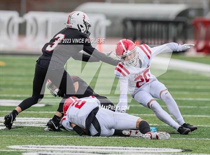 Thumbnail 1 in Marysville-Pilchuck @ Yelm (WIAA 3A Playoffs) photogallery.