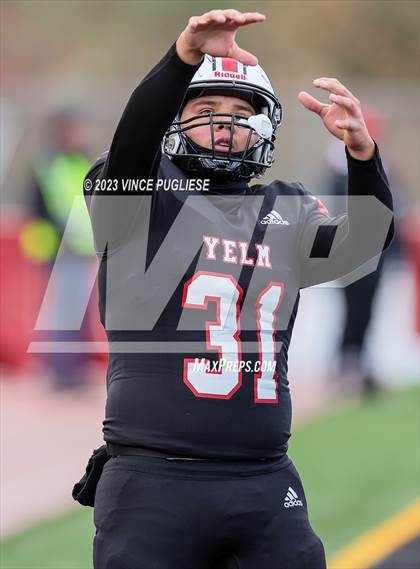 Thumbnail 2 in Marysville-Pilchuck @ Yelm (WIAA 3A Playoffs) photogallery.