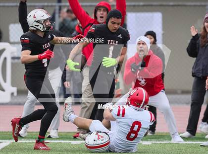 Thumbnail 3 in Marysville-Pilchuck @ Yelm (WIAA 3A Playoffs) photogallery.
