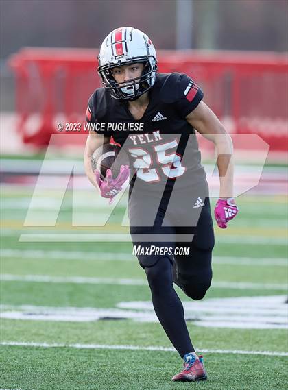 Thumbnail 2 in Marysville-Pilchuck @ Yelm (WIAA 3A Playoffs) photogallery.