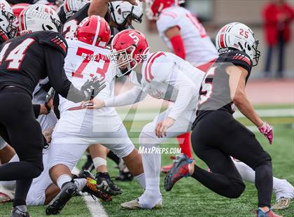 Thumbnail 3 in Marysville-Pilchuck @ Yelm (WIAA 3A Playoffs) photogallery.