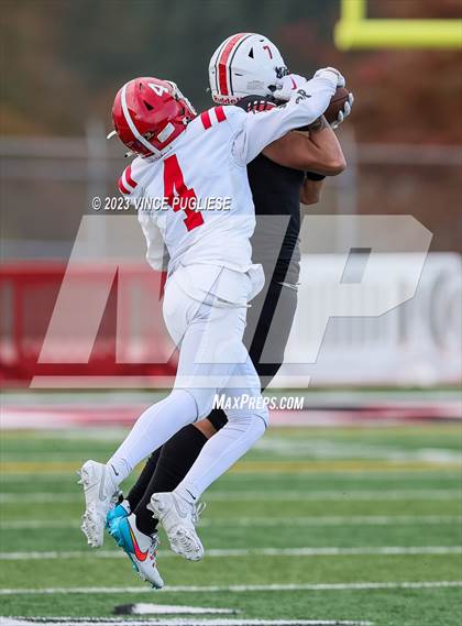 Thumbnail 2 in Marysville-Pilchuck @ Yelm (WIAA 3A Playoffs) photogallery.