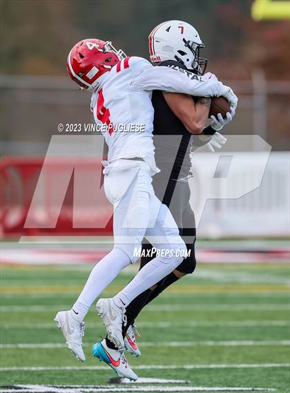 Thumbnail 3 in Marysville-Pilchuck @ Yelm (WIAA 3A Playoffs) photogallery.