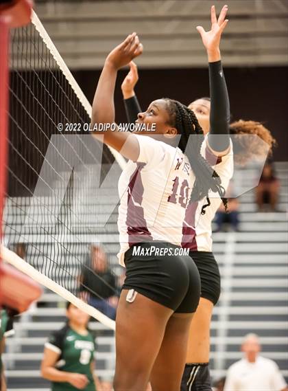 Thumbnail 2 in Wylie vs Poteet photogallery.