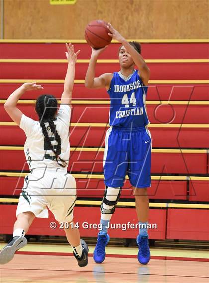 Thumbnail 3 in Brookside Christian vs. Sacred Heart Cathedral (Cardinal Newman Classic) photogallery.