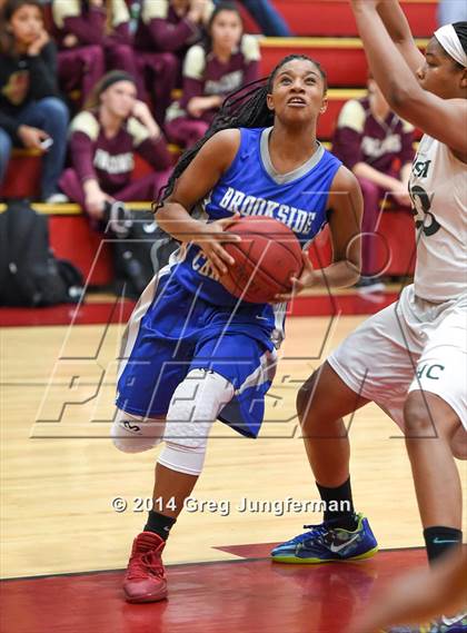 Thumbnail 3 in Brookside Christian vs. Sacred Heart Cathedral (Cardinal Newman Classic) photogallery.
