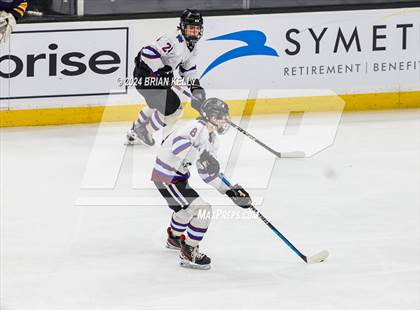 Thumbnail 3 in Dover-Sherborn vs Hanover (MIAA Division 4 Final) photogallery.