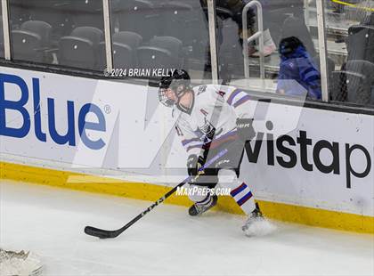 Thumbnail 2 in Dover-Sherborn vs Hanover (MIAA Division 4 Final) photogallery.