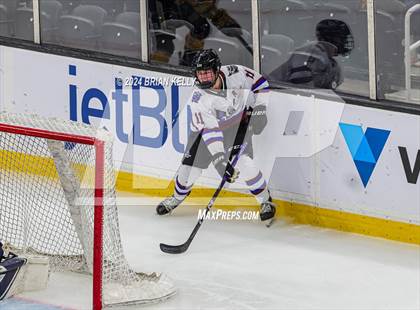 Thumbnail 1 in Dover-Sherborn vs Hanover (MIAA Division 4 Final) photogallery.