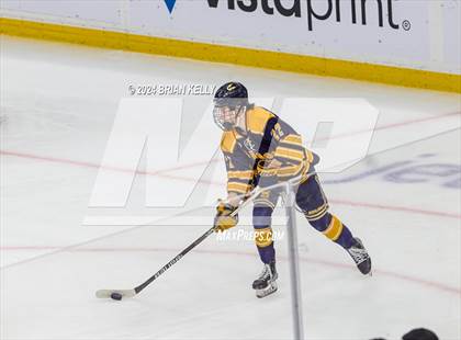 Thumbnail 2 in Dover-Sherborn vs Hanover (MIAA Division 4 Final) photogallery.