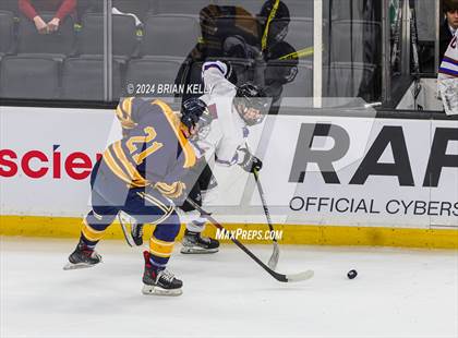 Thumbnail 2 in Dover-Sherborn vs Hanover (MIAA Division 4 Final) photogallery.