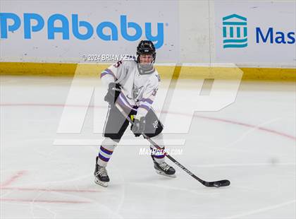 Thumbnail 1 in Dover-Sherborn vs Hanover (MIAA Division 4 Final) photogallery.
