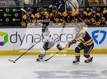 Thumbnail 1 in Dover-Sherborn vs Hanover (MIAA Division 4 Final) photogallery.