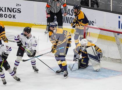 Thumbnail 1 in Dover-Sherborn vs Hanover (MIAA Division 4 Final) photogallery.