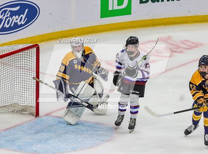 Thumbnail 3 in Dover-Sherborn vs Hanover (MIAA Division 4 Final) photogallery.
